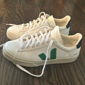 Veja Sneakers